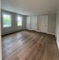 100 Main St, Hopkinton
