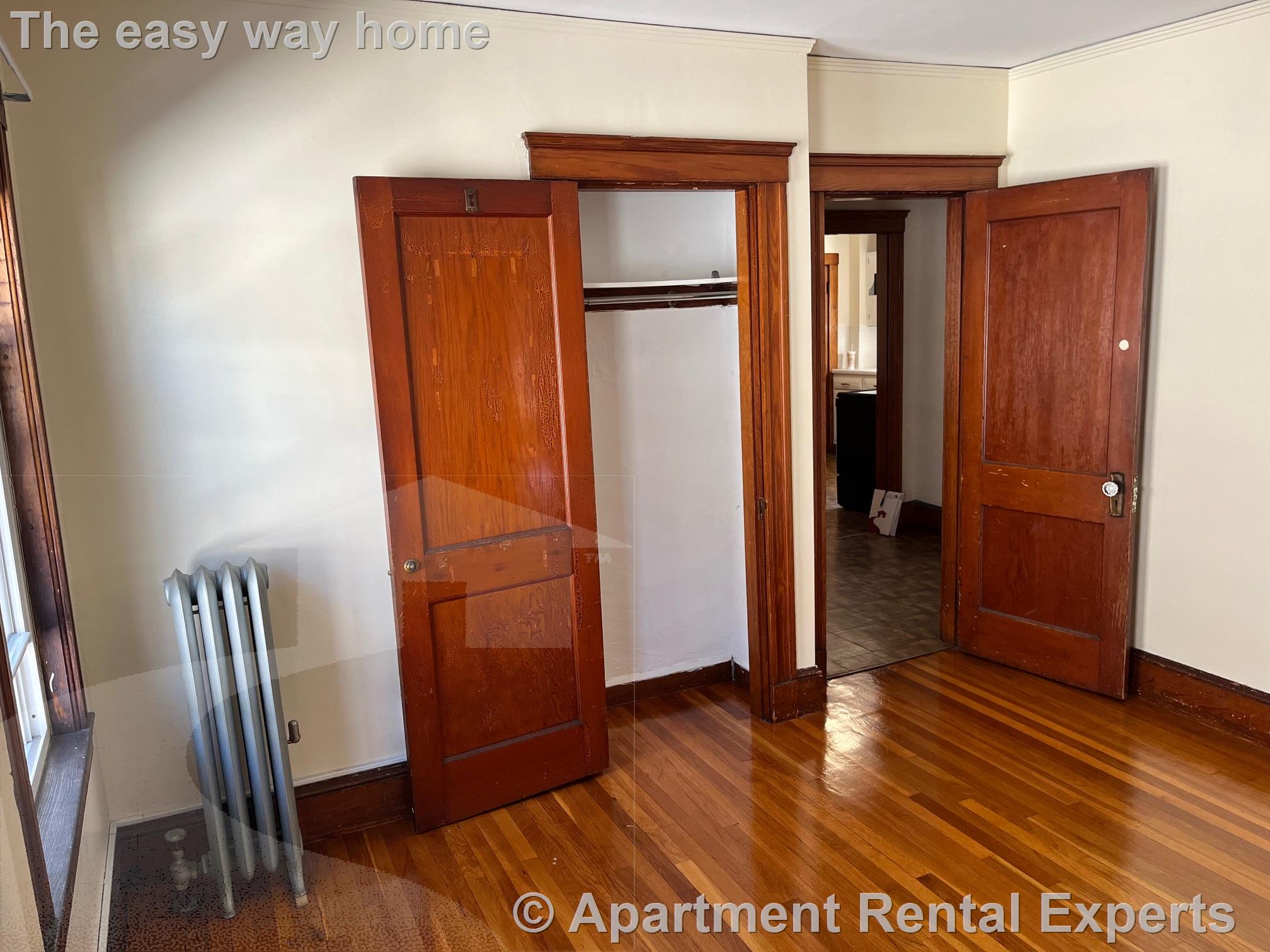 60 Winchester St, Tufts