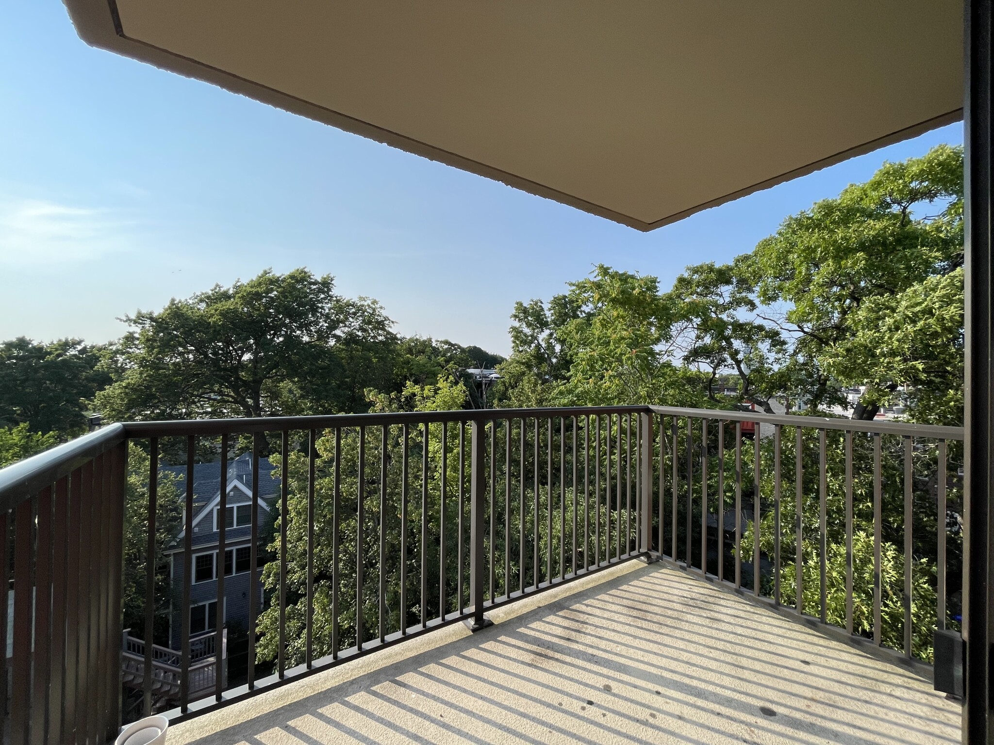 80 Pleasant St, Coolidge Corner