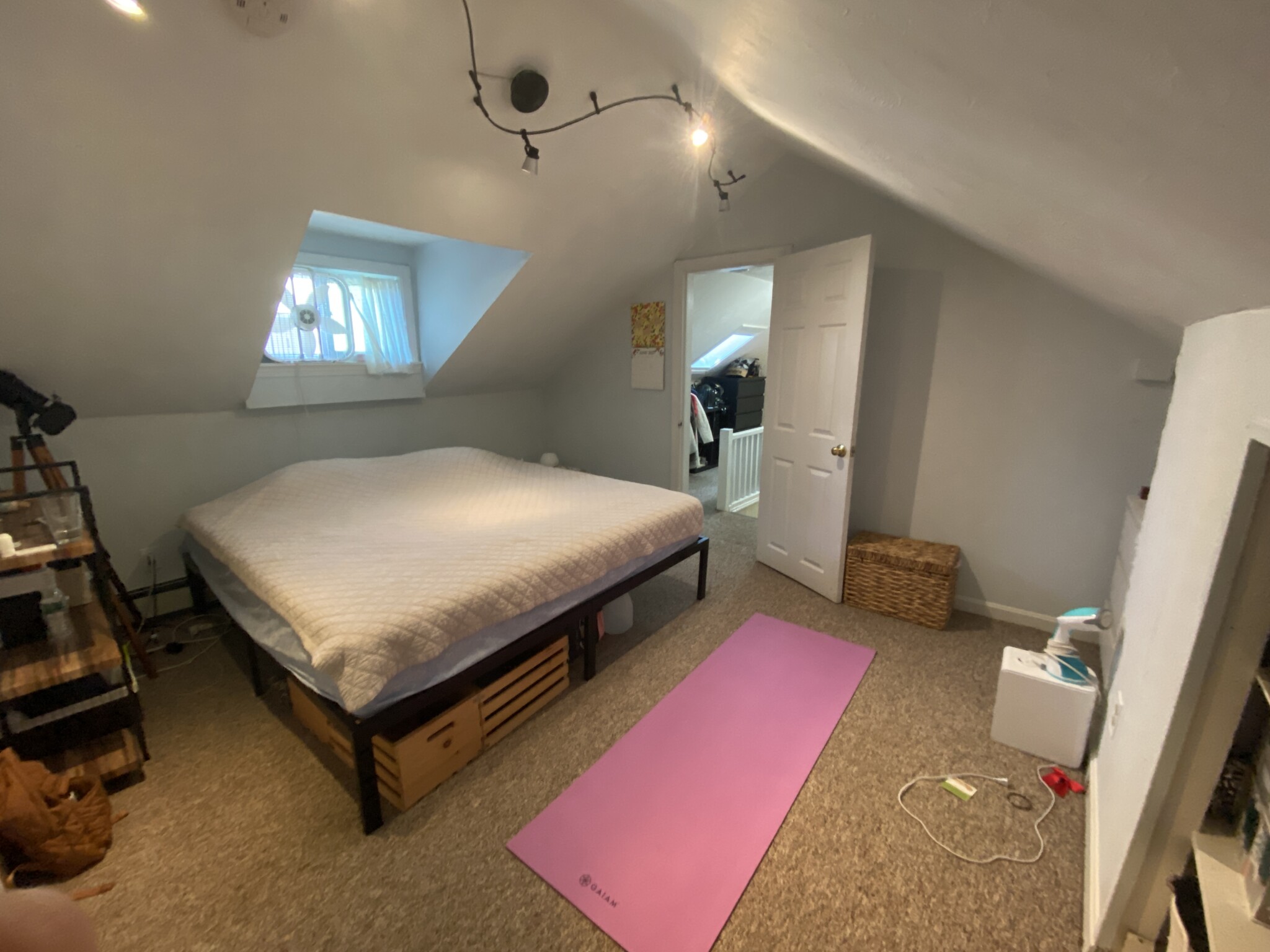 259 Beacon St, Ward Two