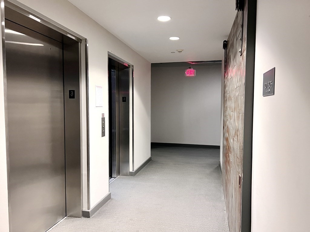 35 Channel Center St, Seaport District