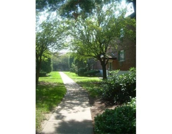 68 Bryon Rd, West Roxbury