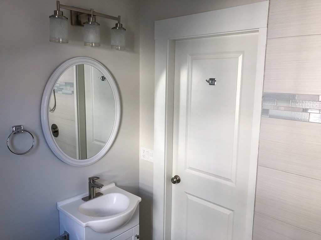 163 Tremont St, Newton Corner