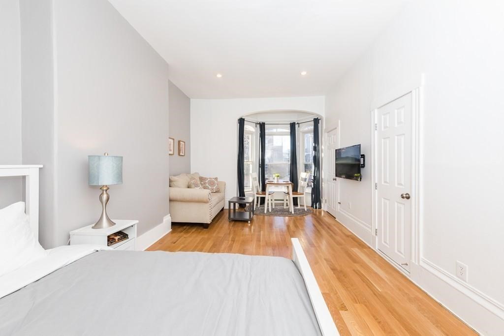 50 Magazine St, Cambridgeport