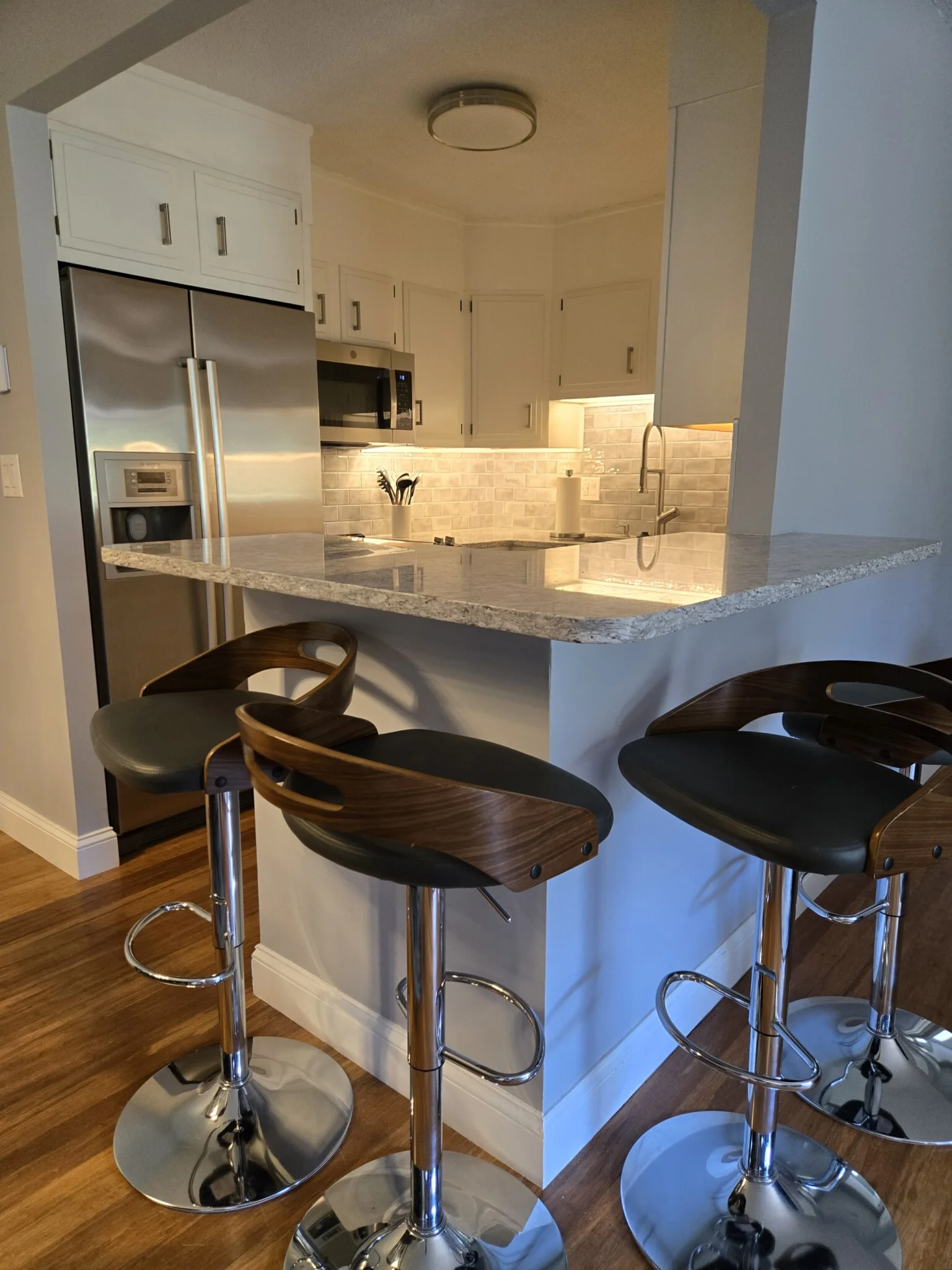 31 Hamlin Ln, Needham