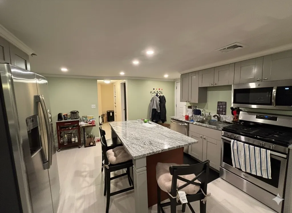 10 Riverbank Rd, Maynard