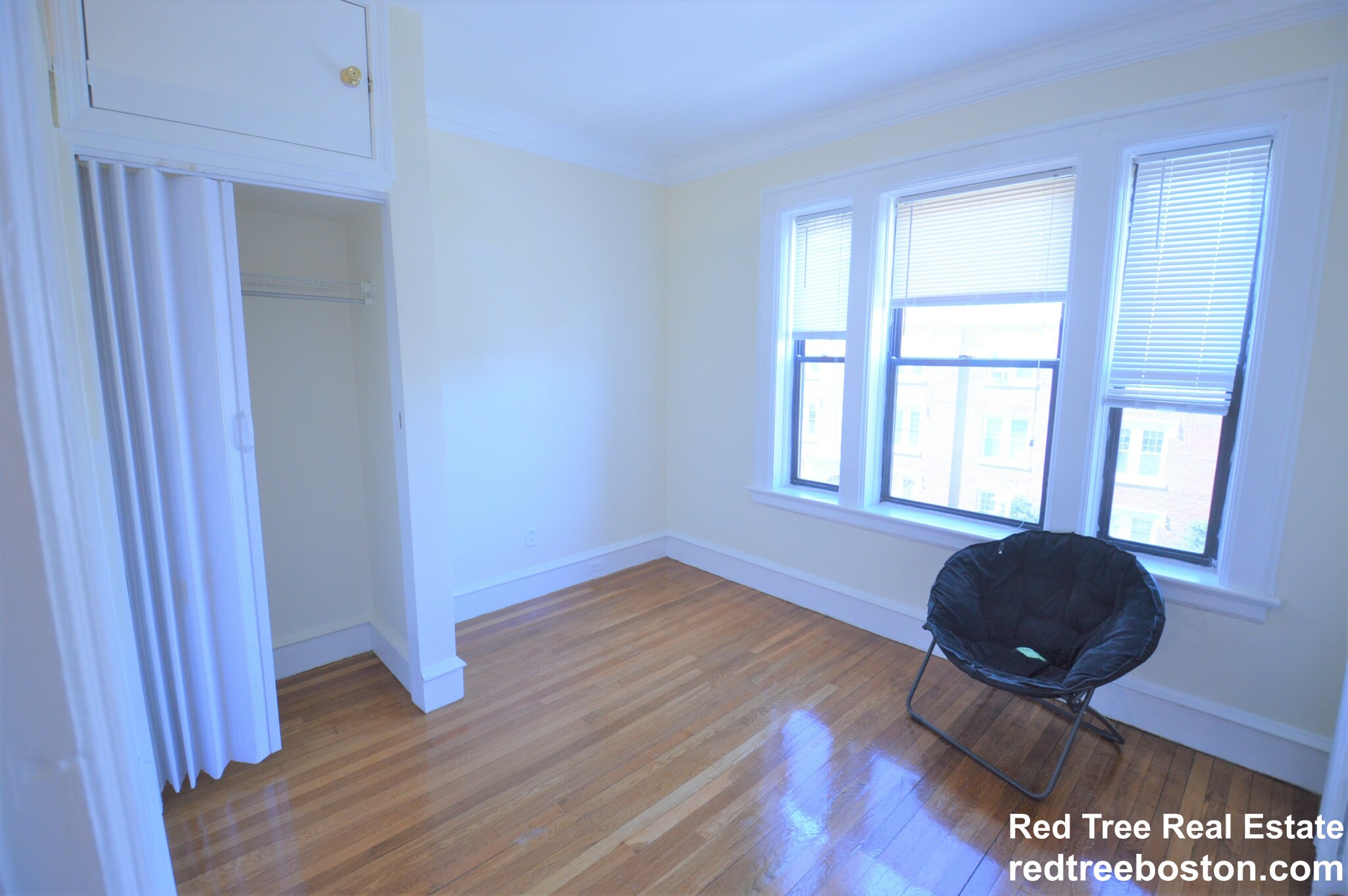 21 Park Vale Ave, Allston