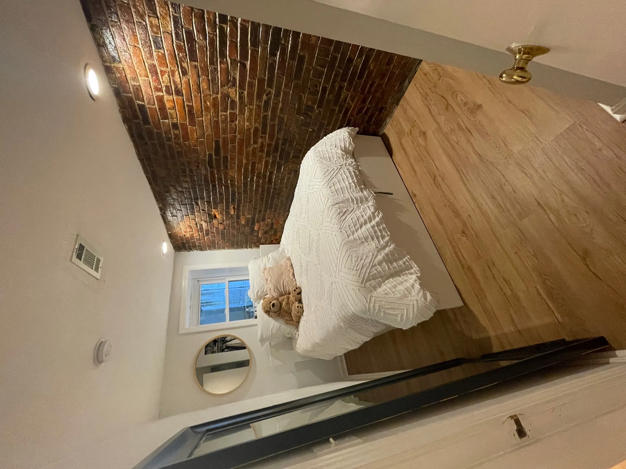 145 Endicott St, North End