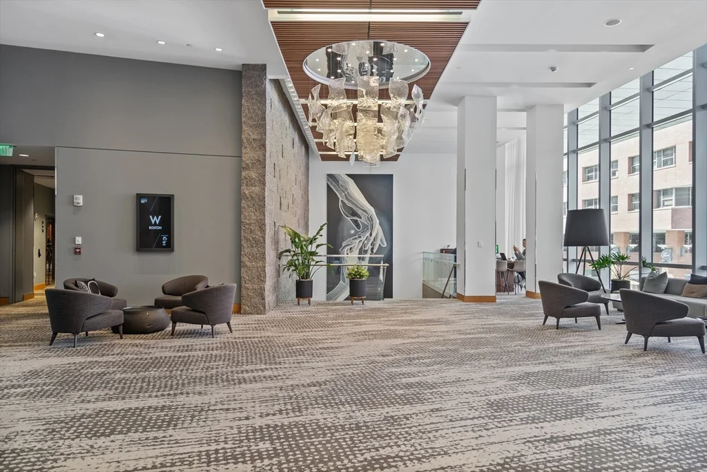 110 Stuart St, Back Bay