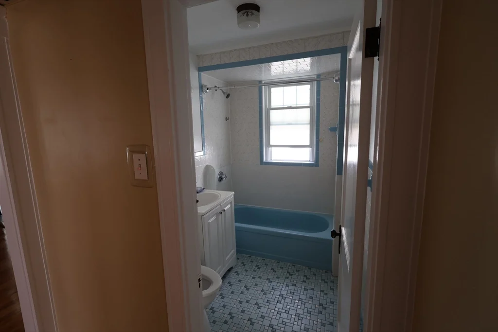 39 Trowbridge, East Arlington