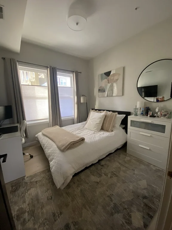 258 Bremen St, East Boston