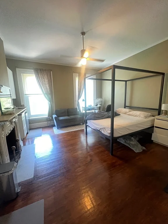 323 Beacon, Back Bay