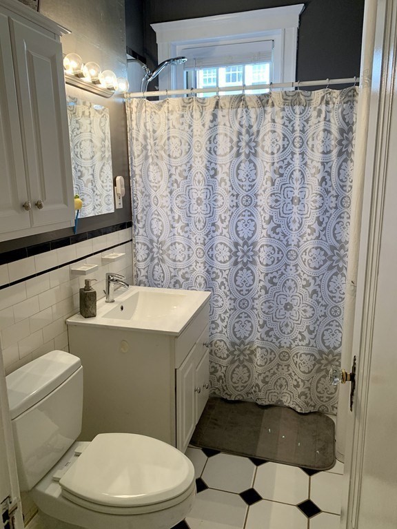 453 Washington St, Brookline