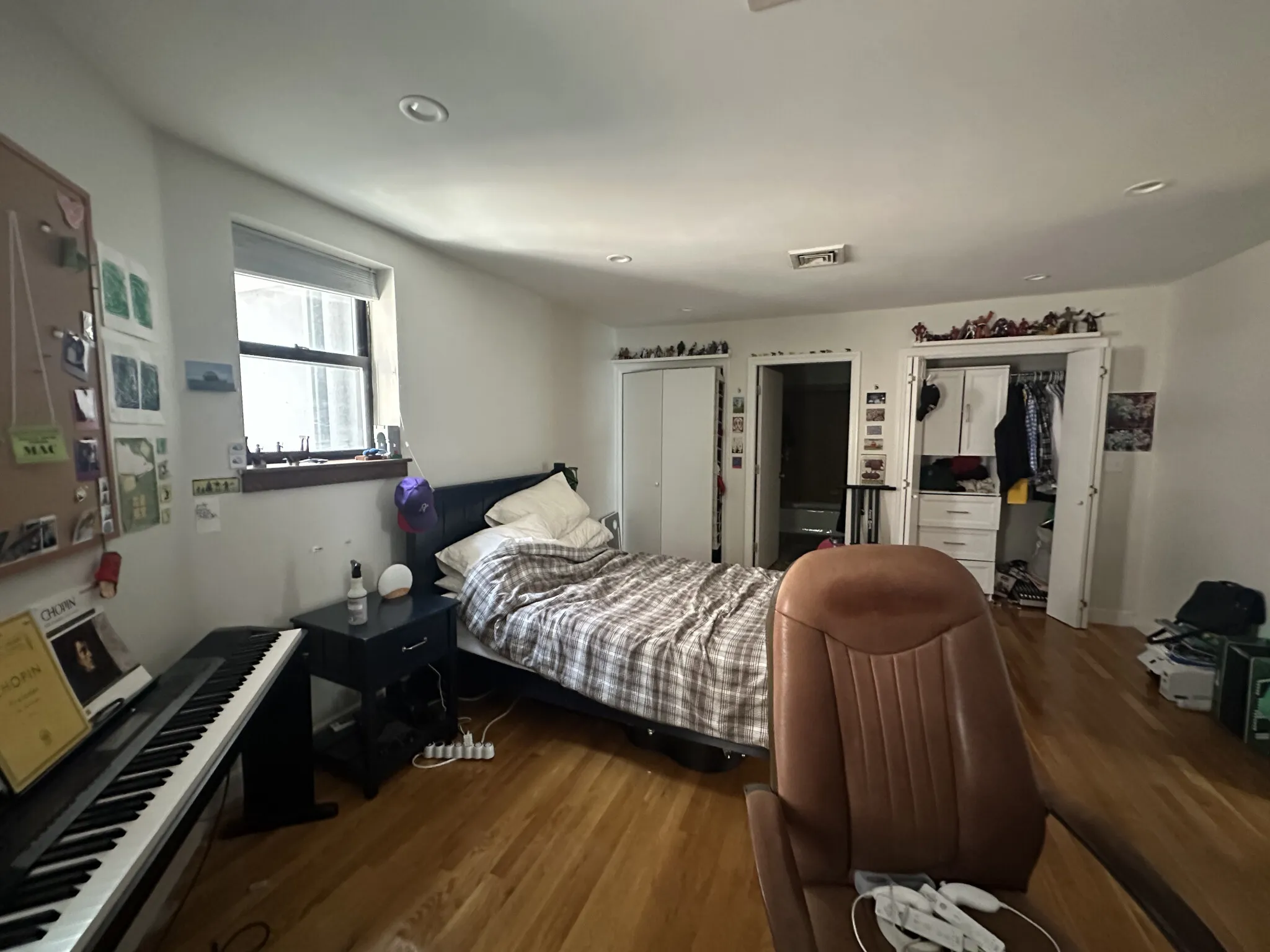 100 Riverway, Longwood