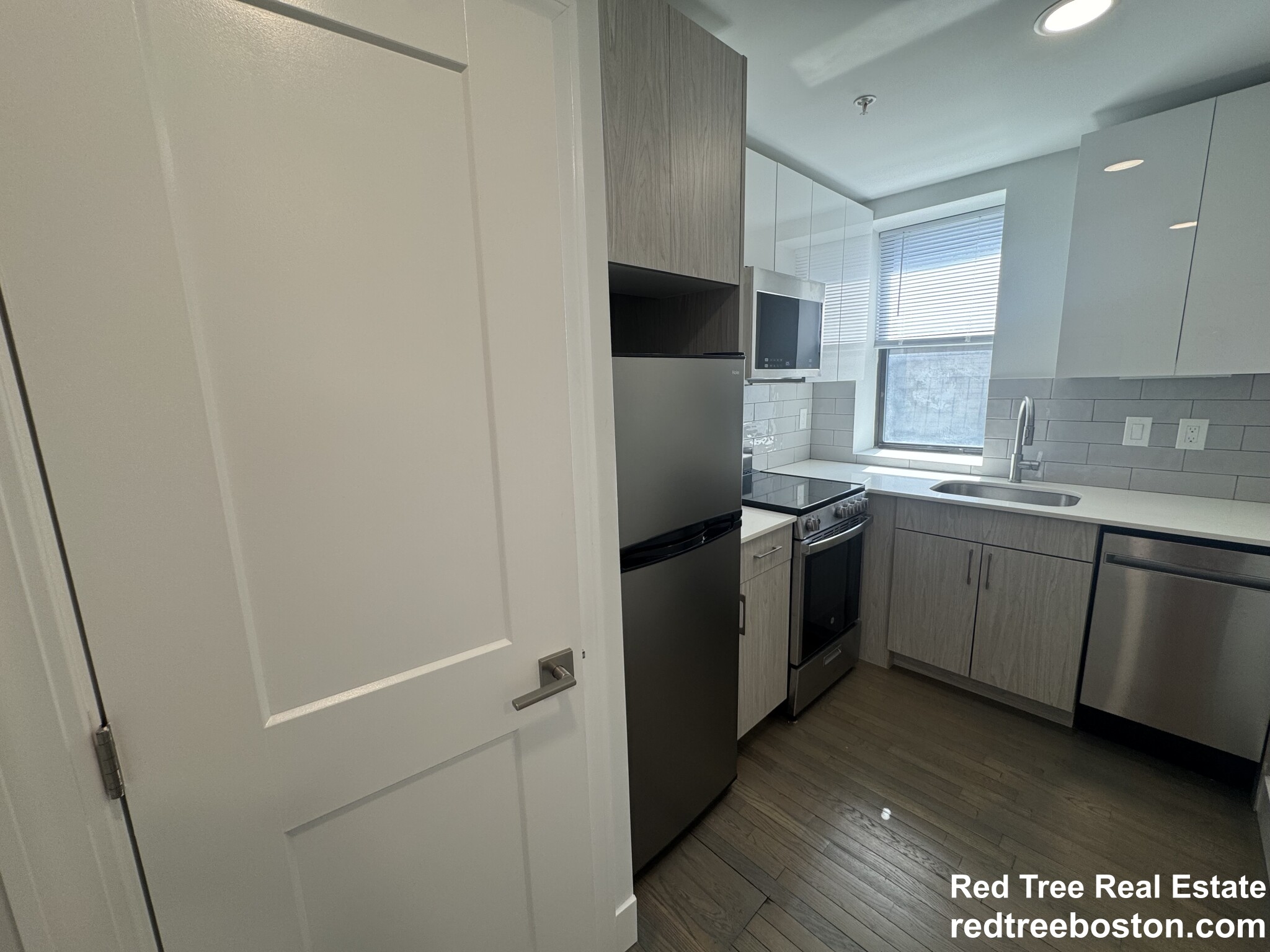 11 Peterborough St, Fenway