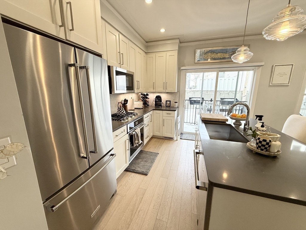 778 East 5th St, South Boston