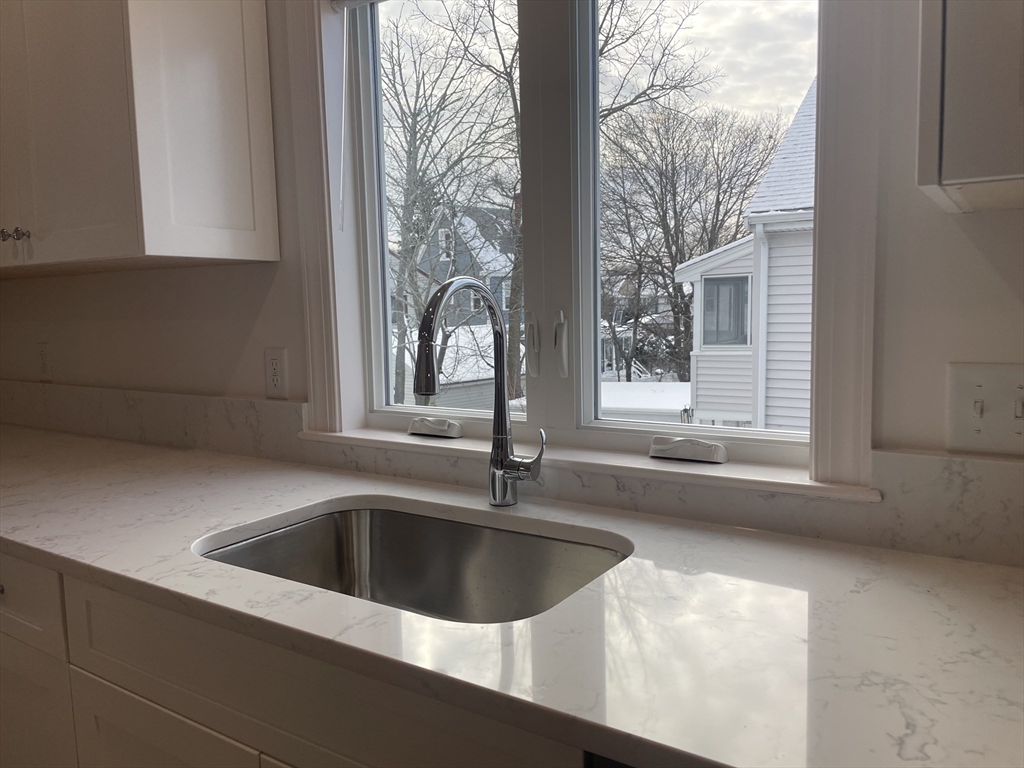 27-29 Crescent Rd, Belmont