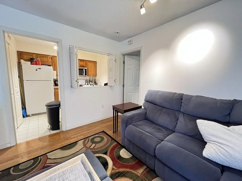 147 Kelton St, Allston