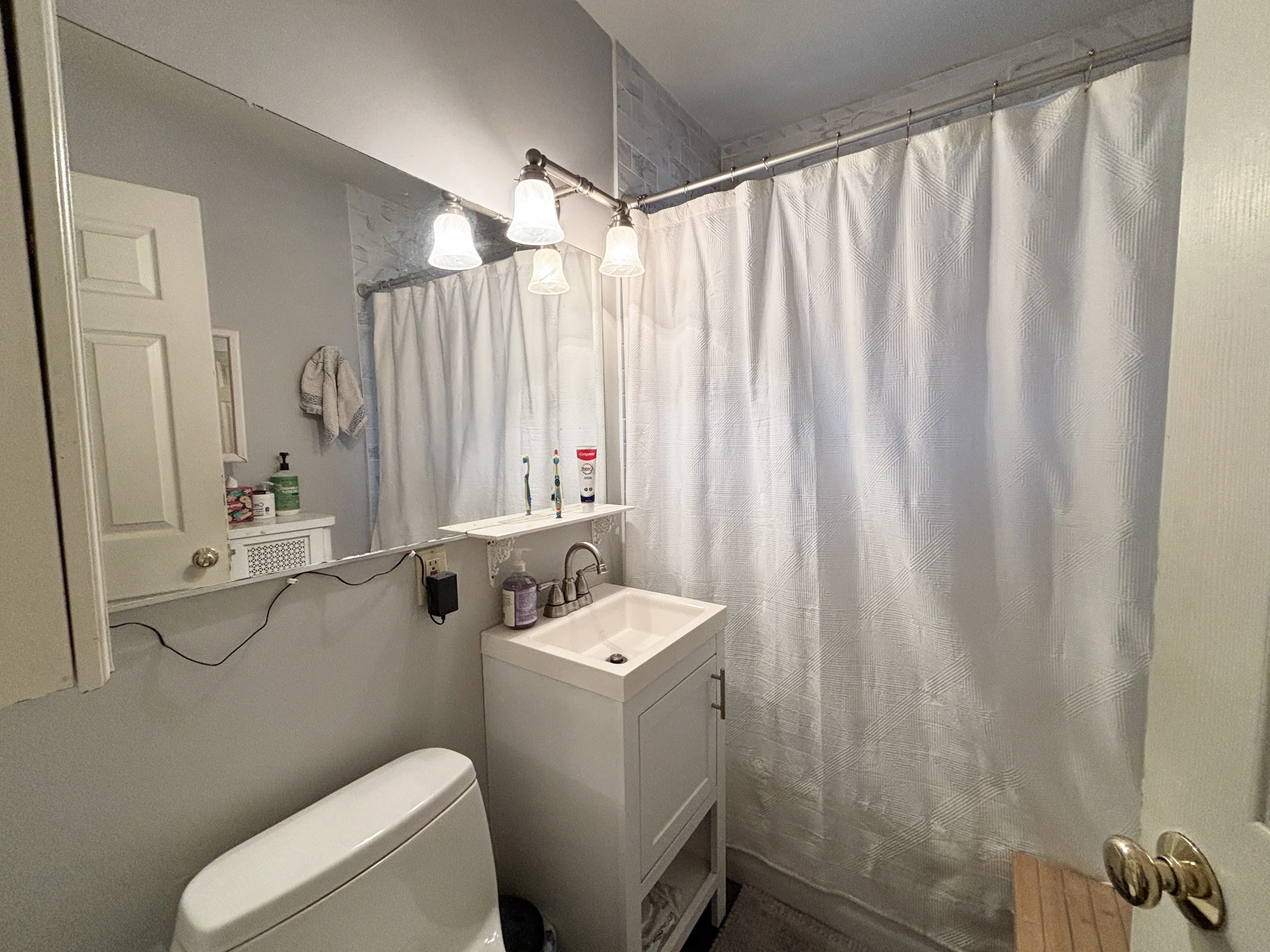 94-96 Rossmore Rd, Jamaica Plain