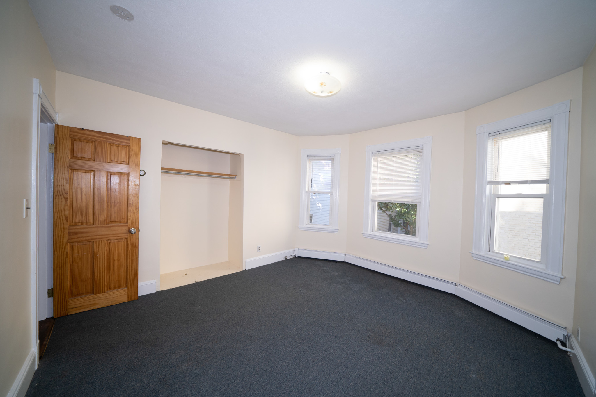 40 Brackett St, Oak Square