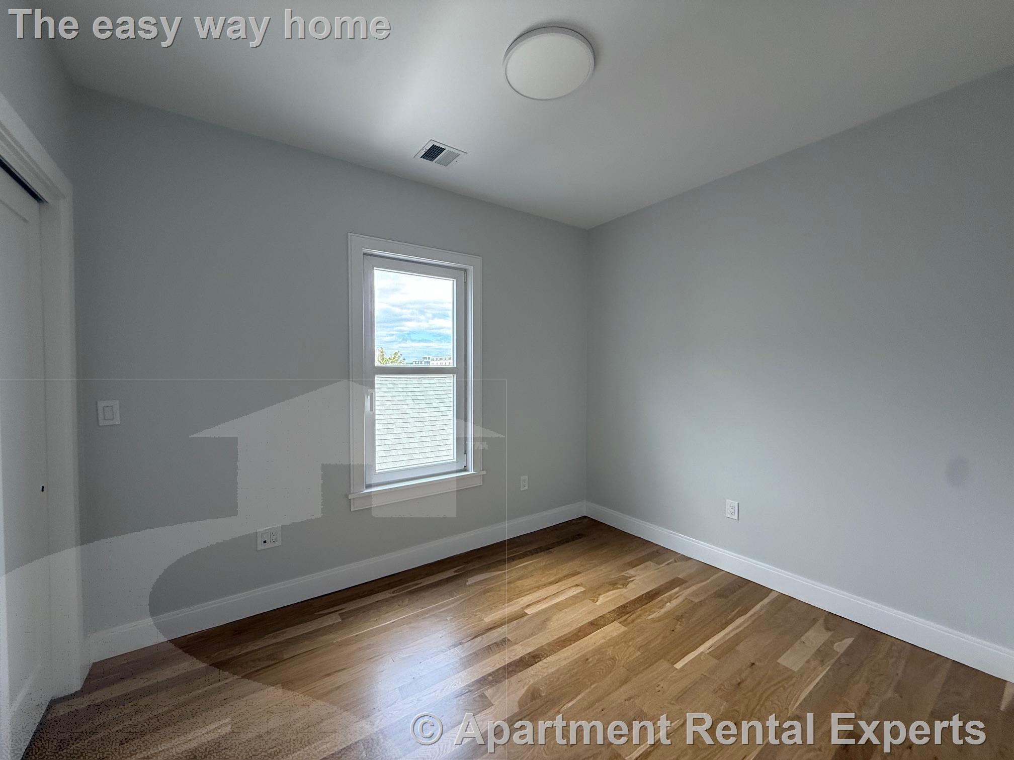 35 Gore St, East Cambridge