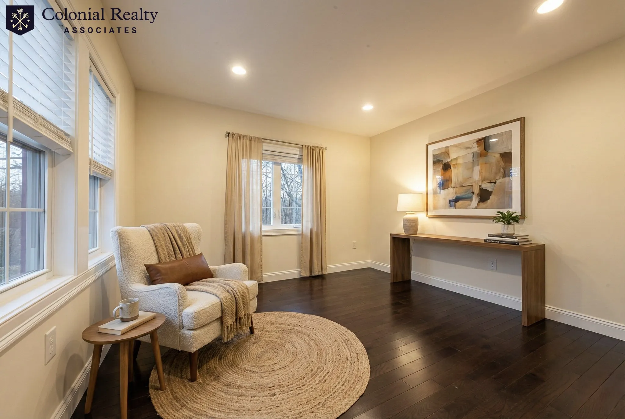 48 Caldwell Rd, West End