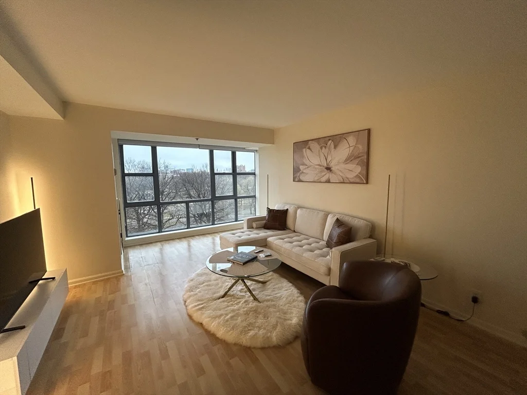170 Tremont St, Midtown