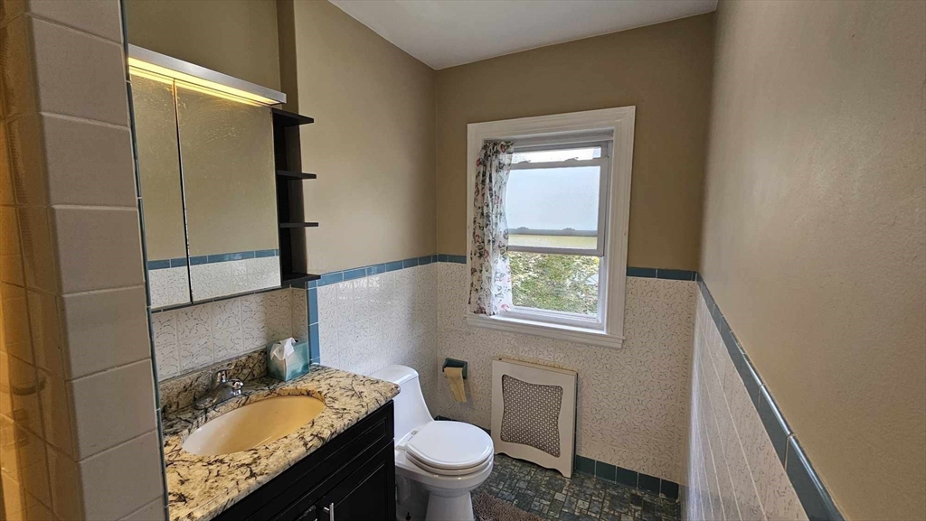 13 Beacon St, Quincy