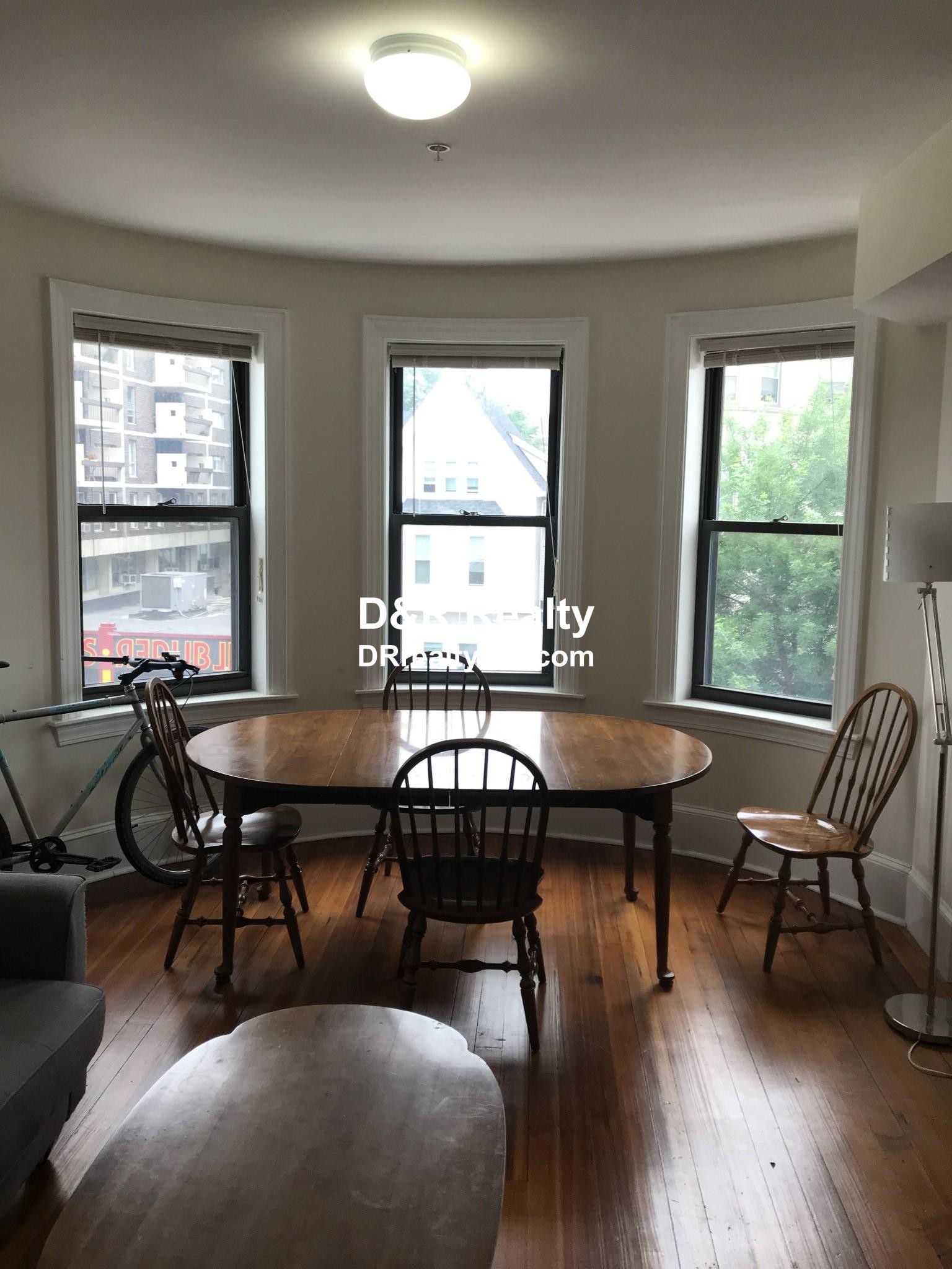 881 Massachusetts Ave, Central Square