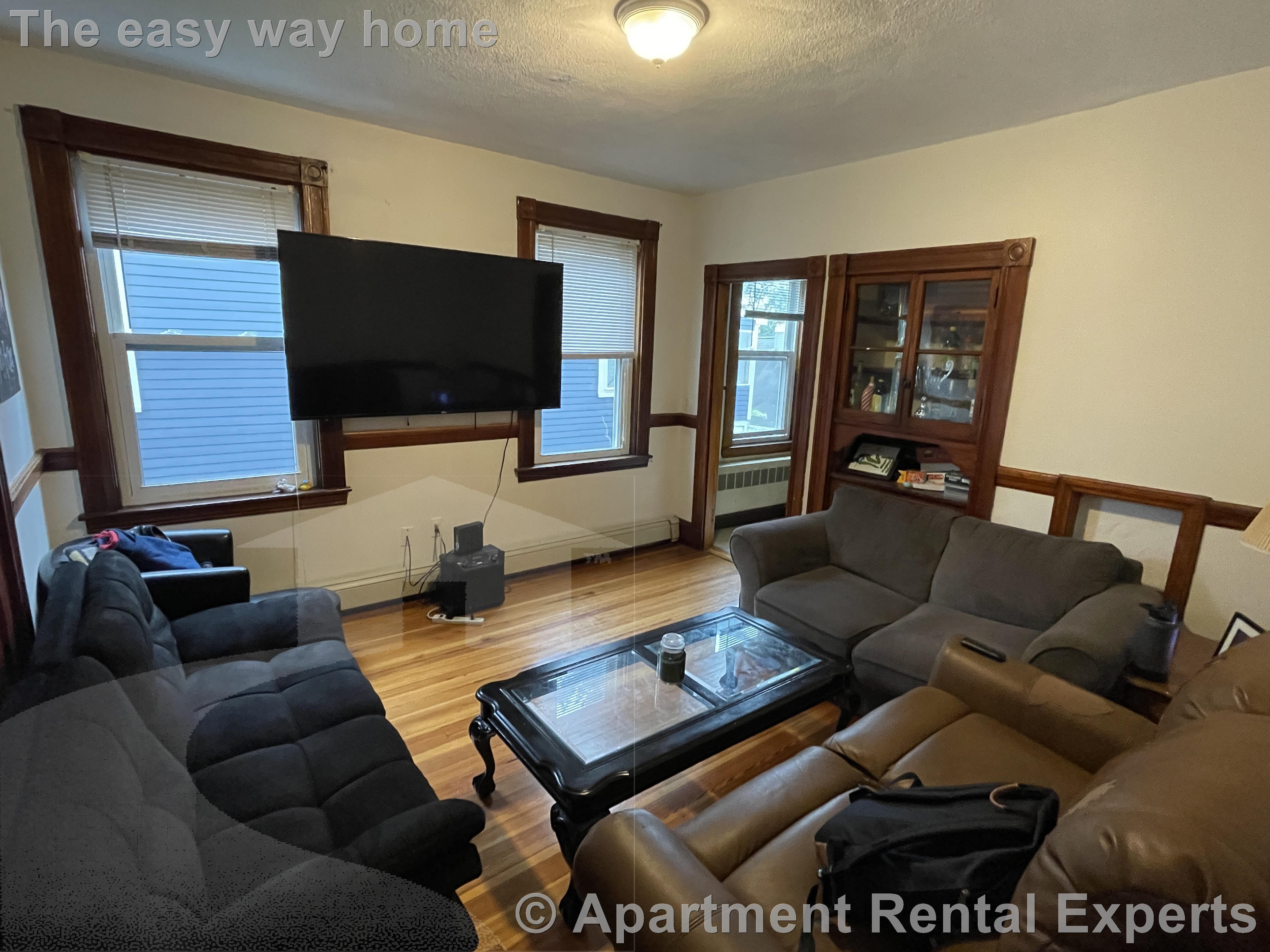 45 Locke St, Davis Square