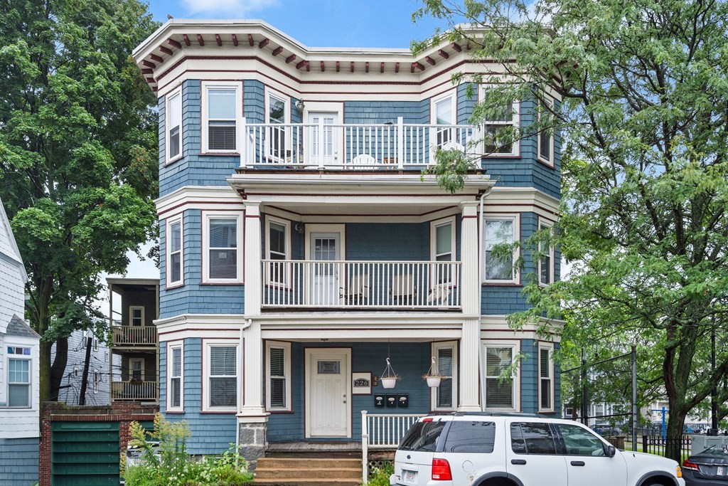 226 E Cottage St, Dorchester