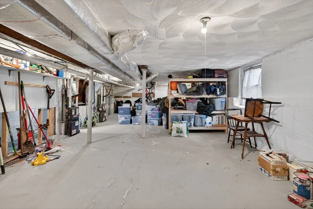 41 Boardman St, East Boston