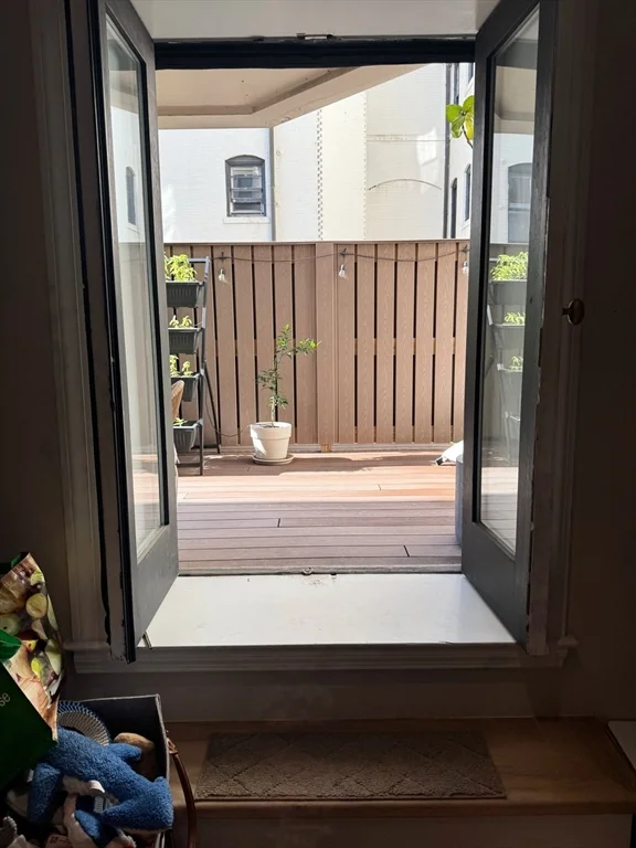 416 Commonwealth Ave, Back Bay