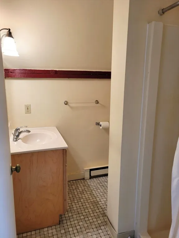 90 Orchard St, Leominster