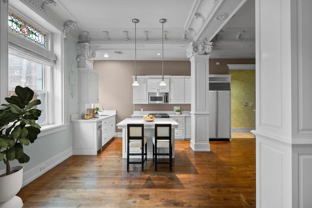 8 Garrison St, Back Bay