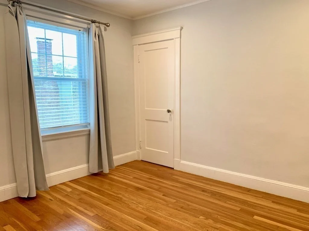 201 Langley Rd, Newton
