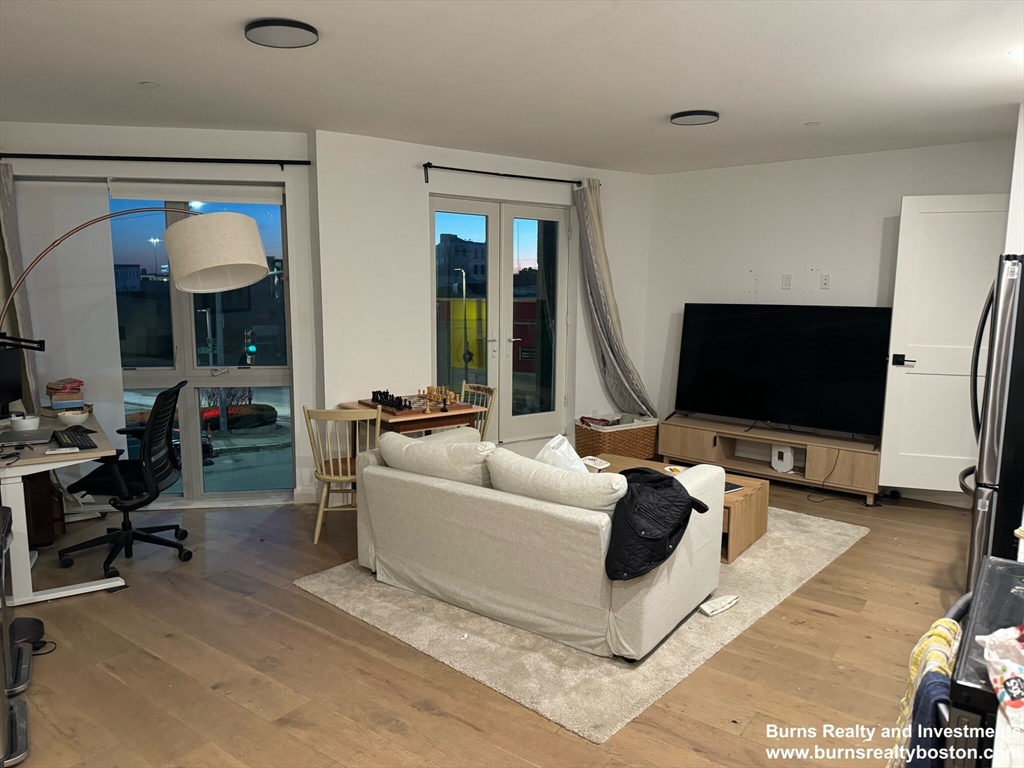 144 Old Colony Ave, South Boston