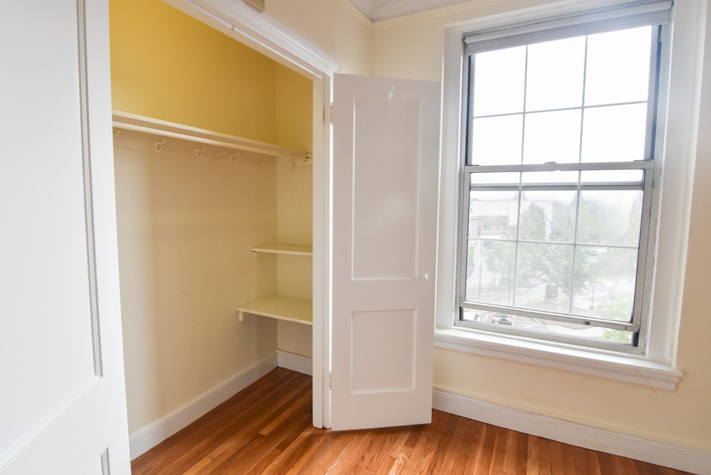 1284 Beacon St, Coolidge Corner