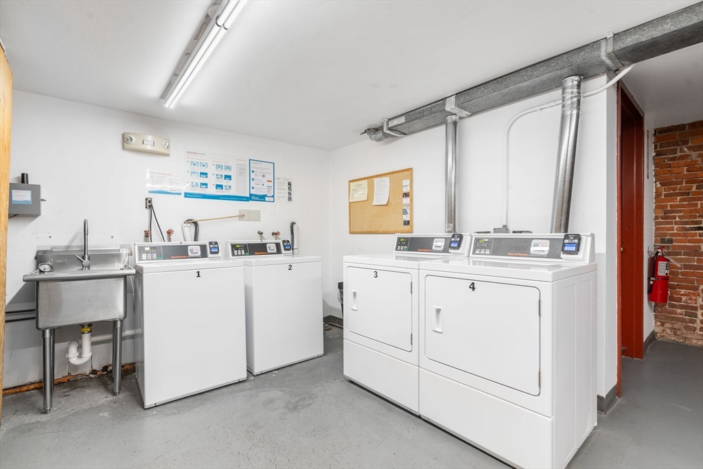 130 Fulton St, Waterfront