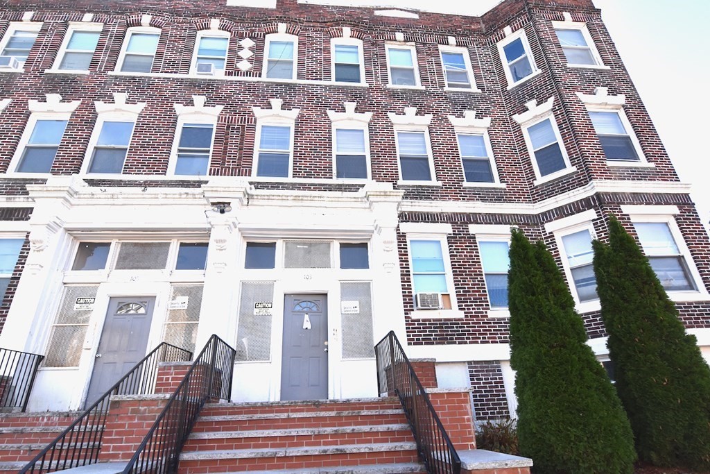 103 Homestead St, Dorchester