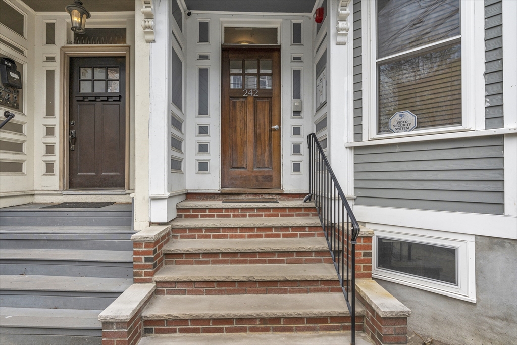 242 W 5th St, South Boston