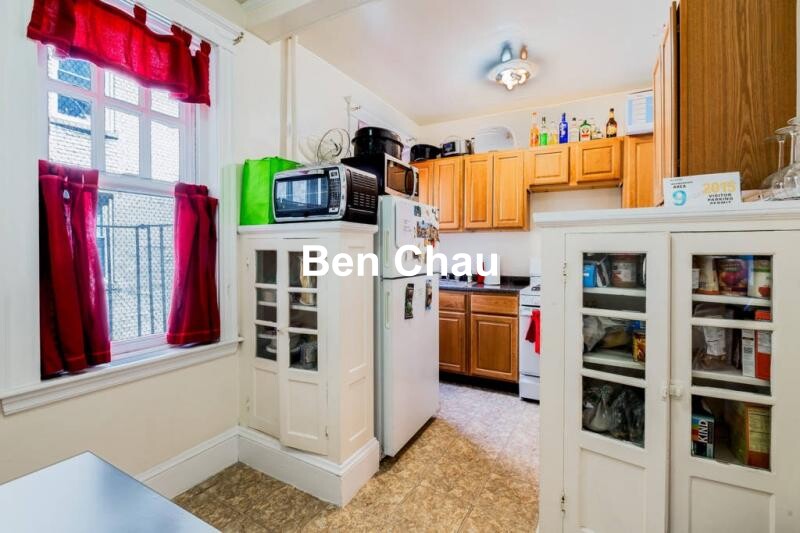 1616 Massachusetts Ave, Neighborhood Nine