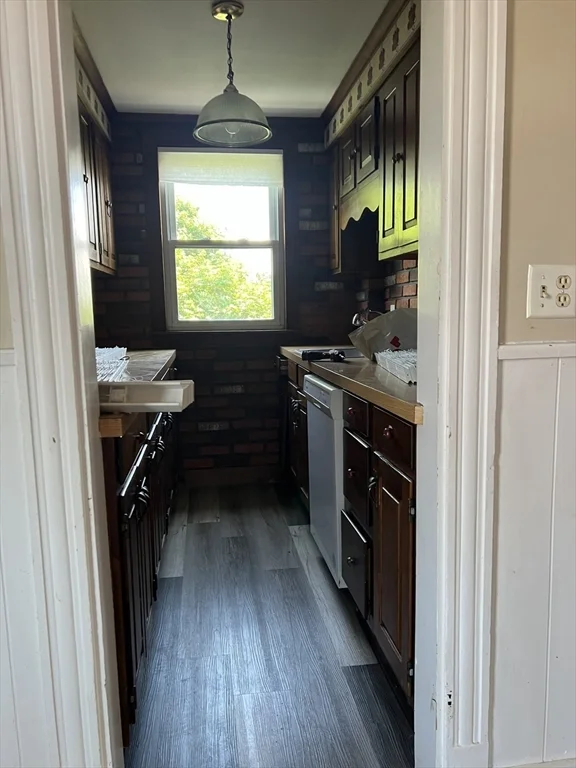 179-181 Grove St, Zip 01832