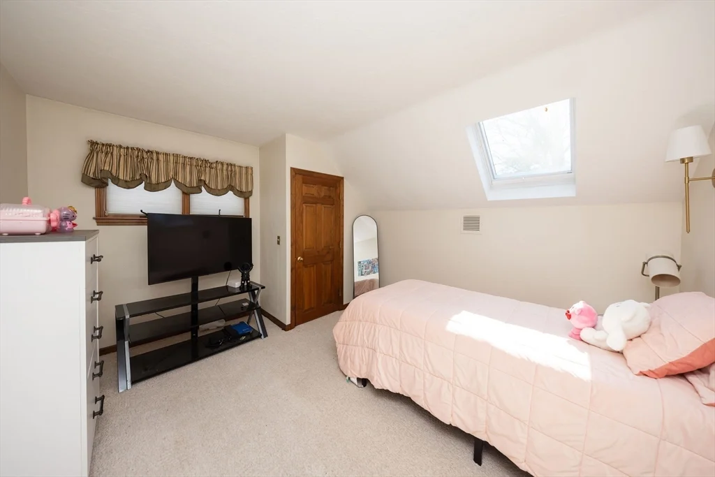 423 Goldthwaite Rd, Northbridge