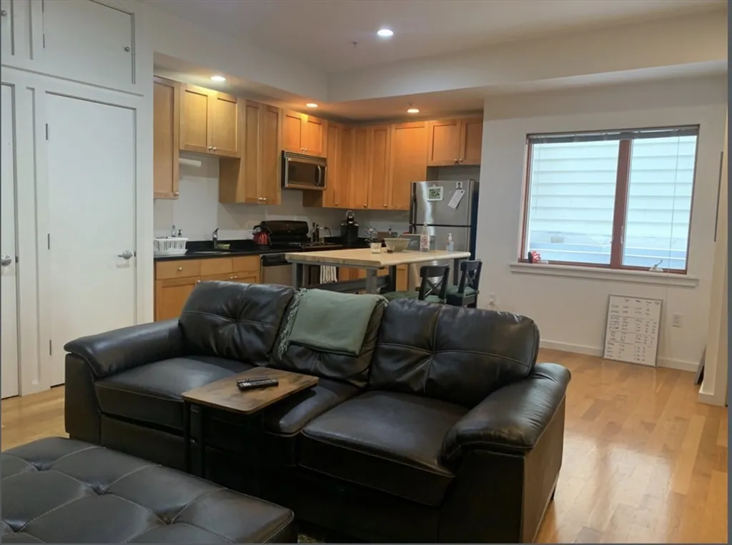 2 Beech St, North Cambridge