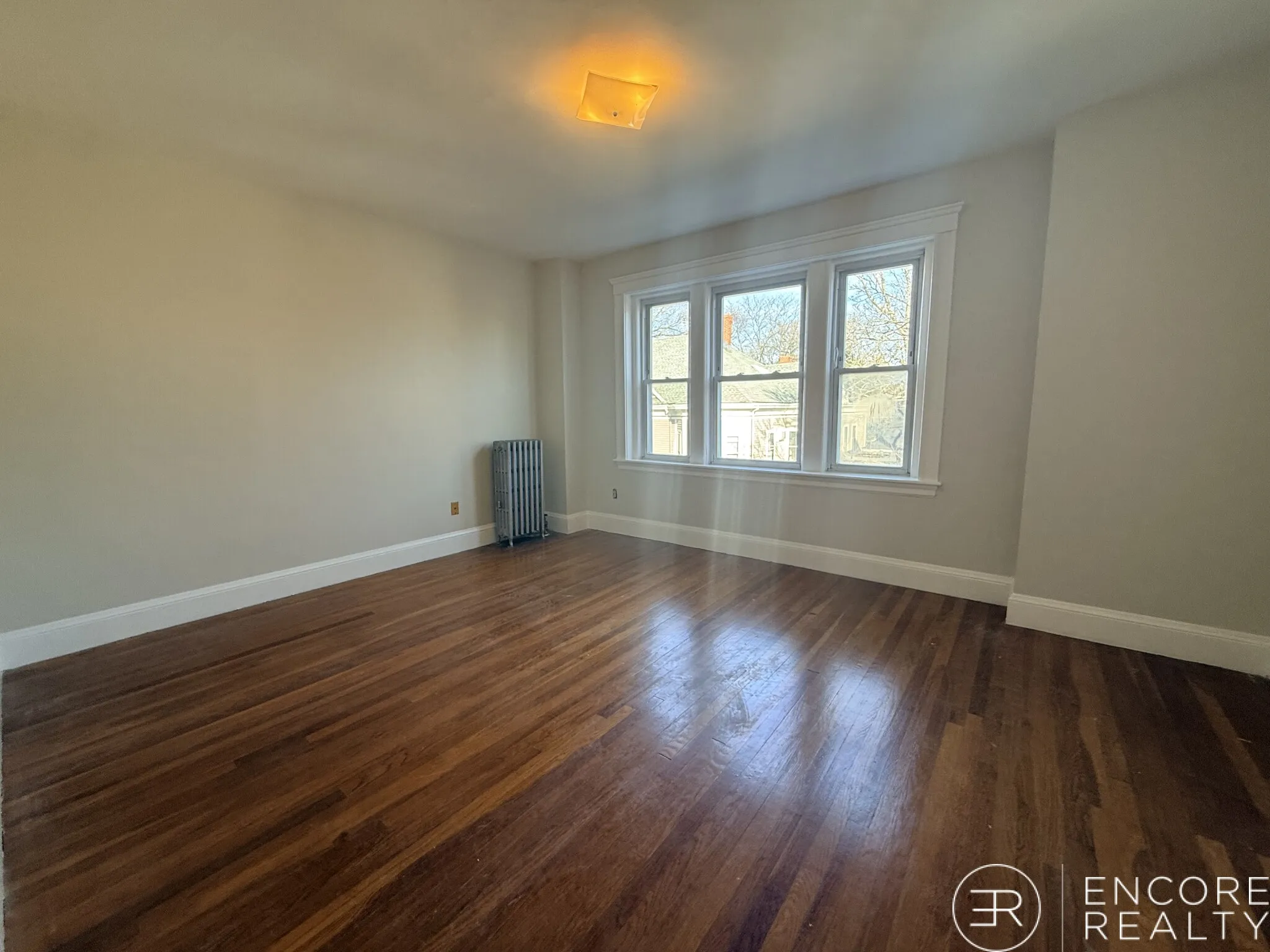 11 Gray St, Neighborhood Nine