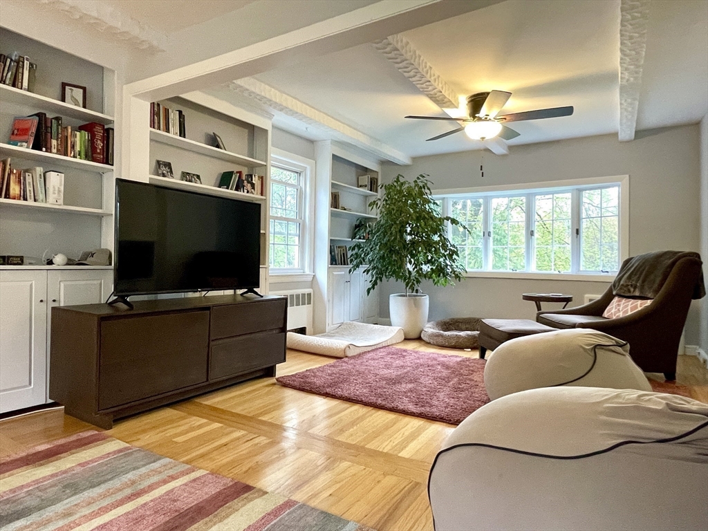 45 Bridge St, Lexington