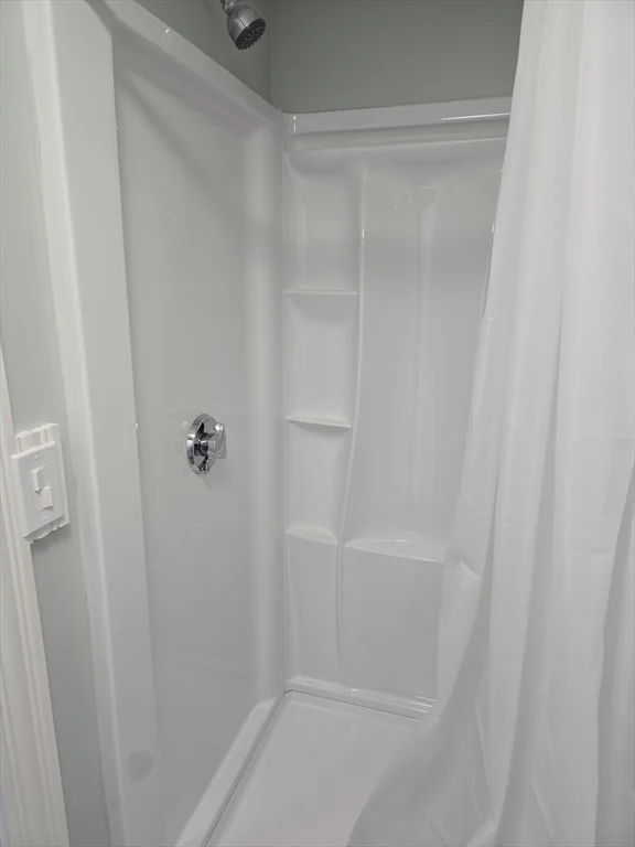 93 Cliff St, Southbridge