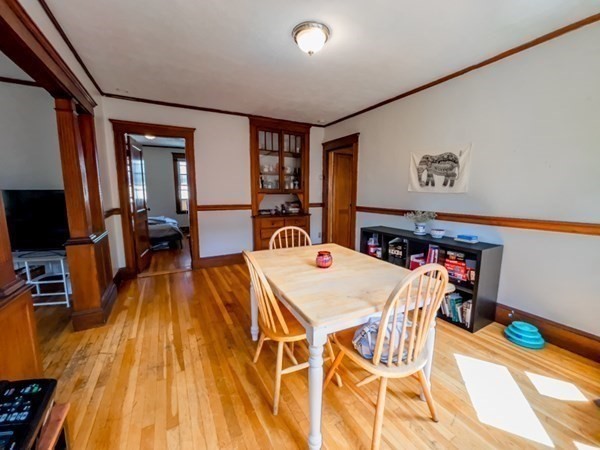 26 St Rose St, Jamaica Plain