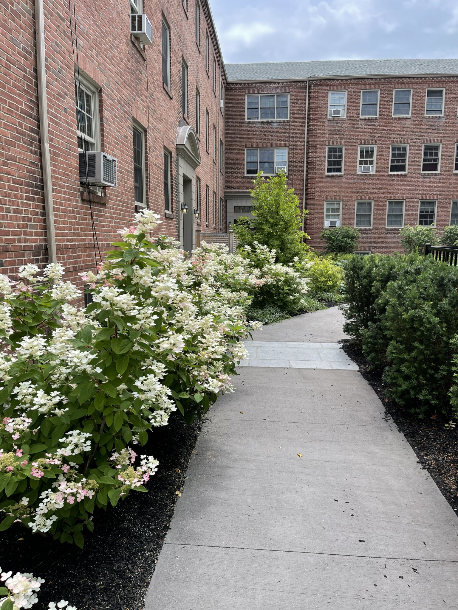 312 Washington St, Wellesley